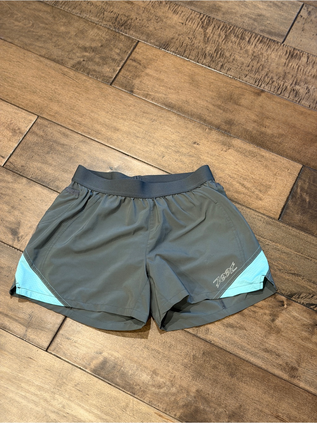 Zoot Women's S Gray Athletic Shorts With Mint Accent